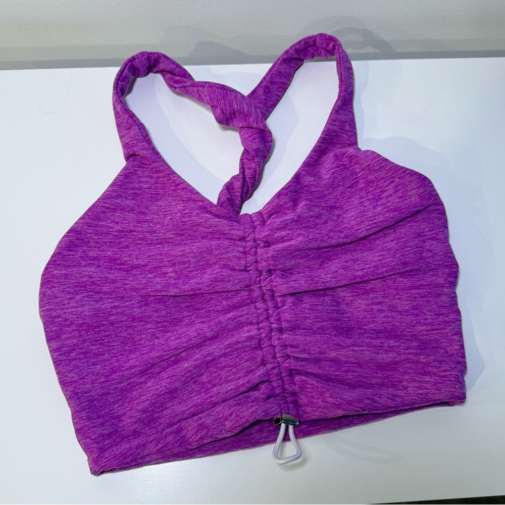 Bombshell Toggle Crop